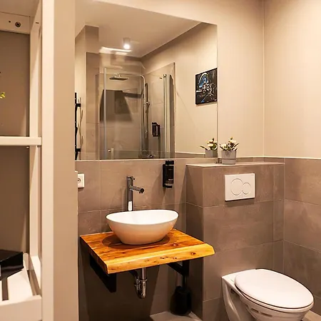 Hotel Liro *